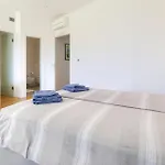 Vikendica Luxurious In With Sauna