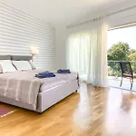 Luxurious In With Sauna Umag