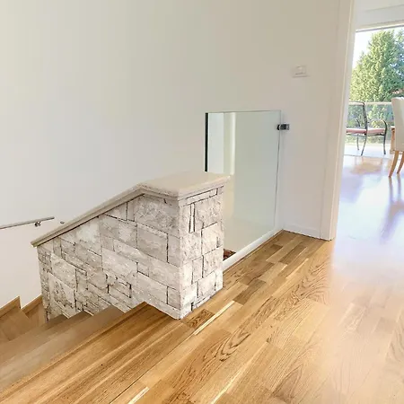 Dom wakacyjny Luxurious In With Sauna