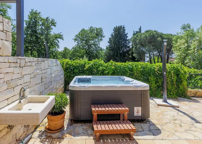 Cozy In With Sauna * Umag
